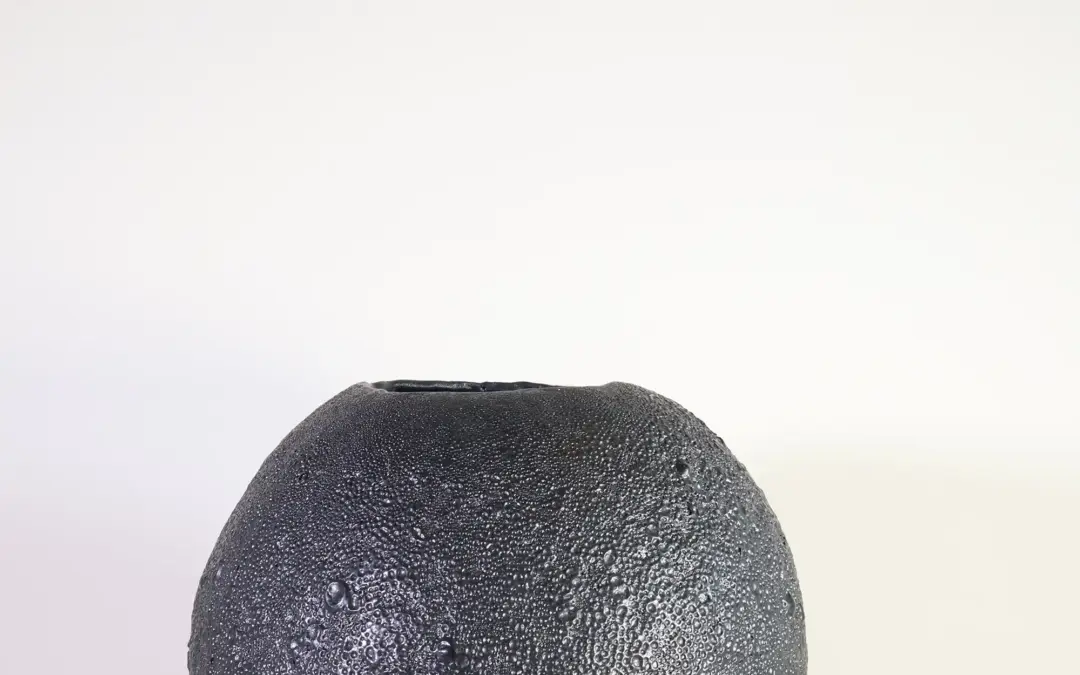 Moonjar Magma